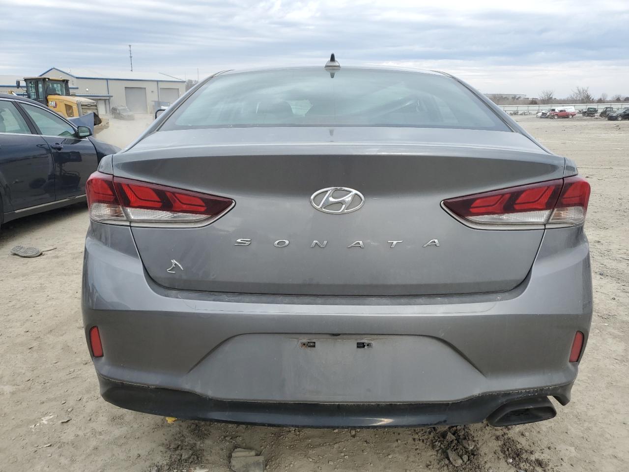 2019 Hyundai Sonata Limited vin: 5NPE34AF1KH762332