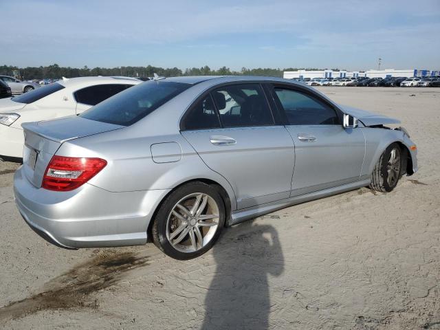 VIN WDDGF4HB1DR297071 2013 Mercedes-Benz C-Class, 250 no.3