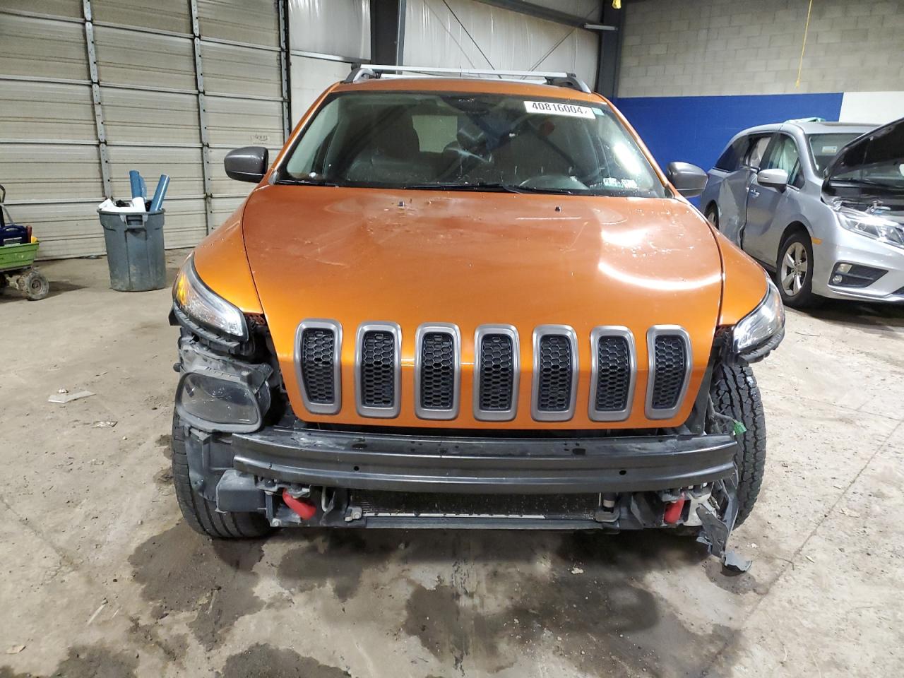 2015 Jeep Cherokee Trailhawk vin: 1C4PJMBS8FW703966