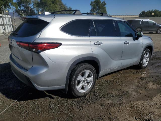 VIN 5TDCZRAHXMS535531 2021 Toyota Highlander, L no.3