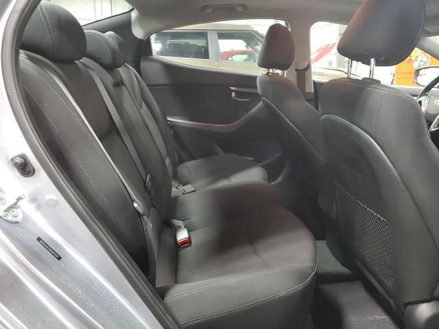 2016 HYUNDAI ELANTRA SE 5NPDH4AEXGH697024
