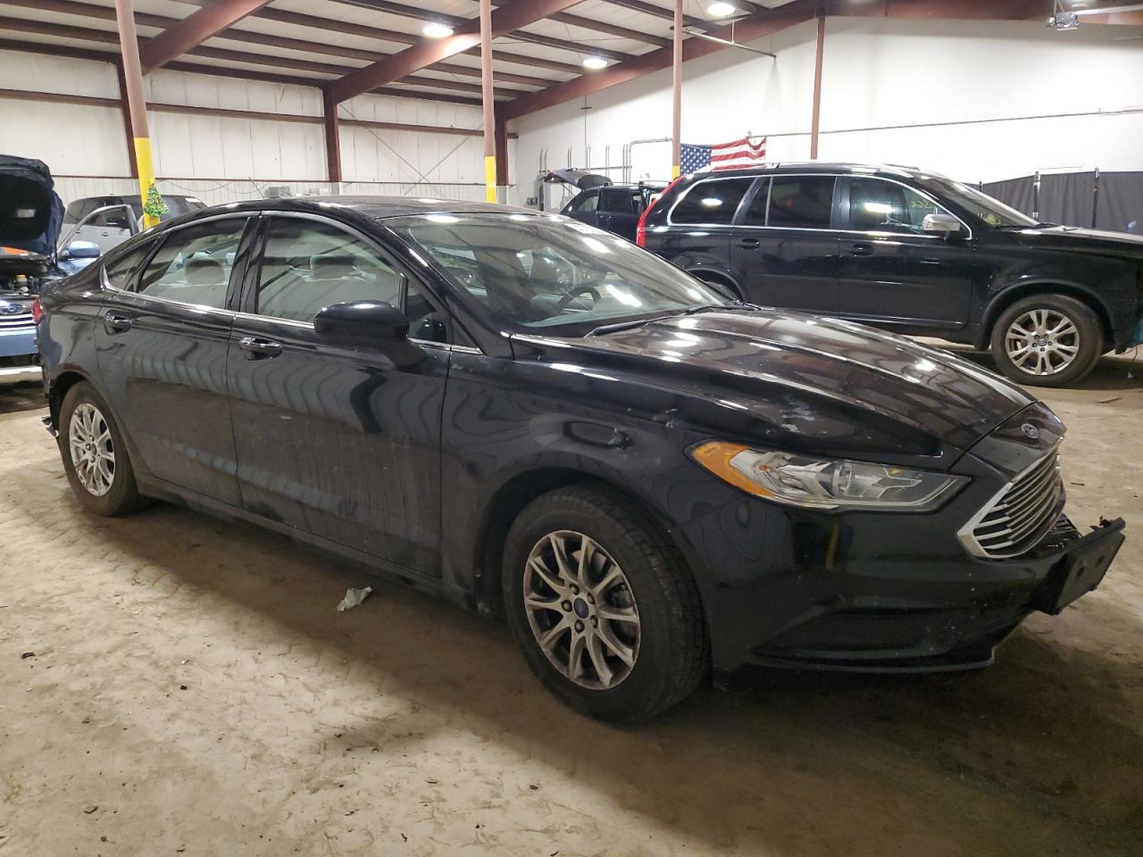 2018 Ford Fusion S vin: 3FA6P0G78JR118054