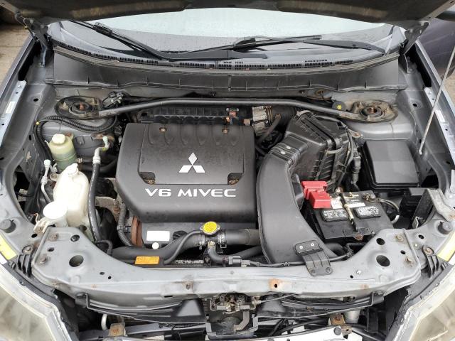 2009 Mitsubishi Outlander - Image 11
