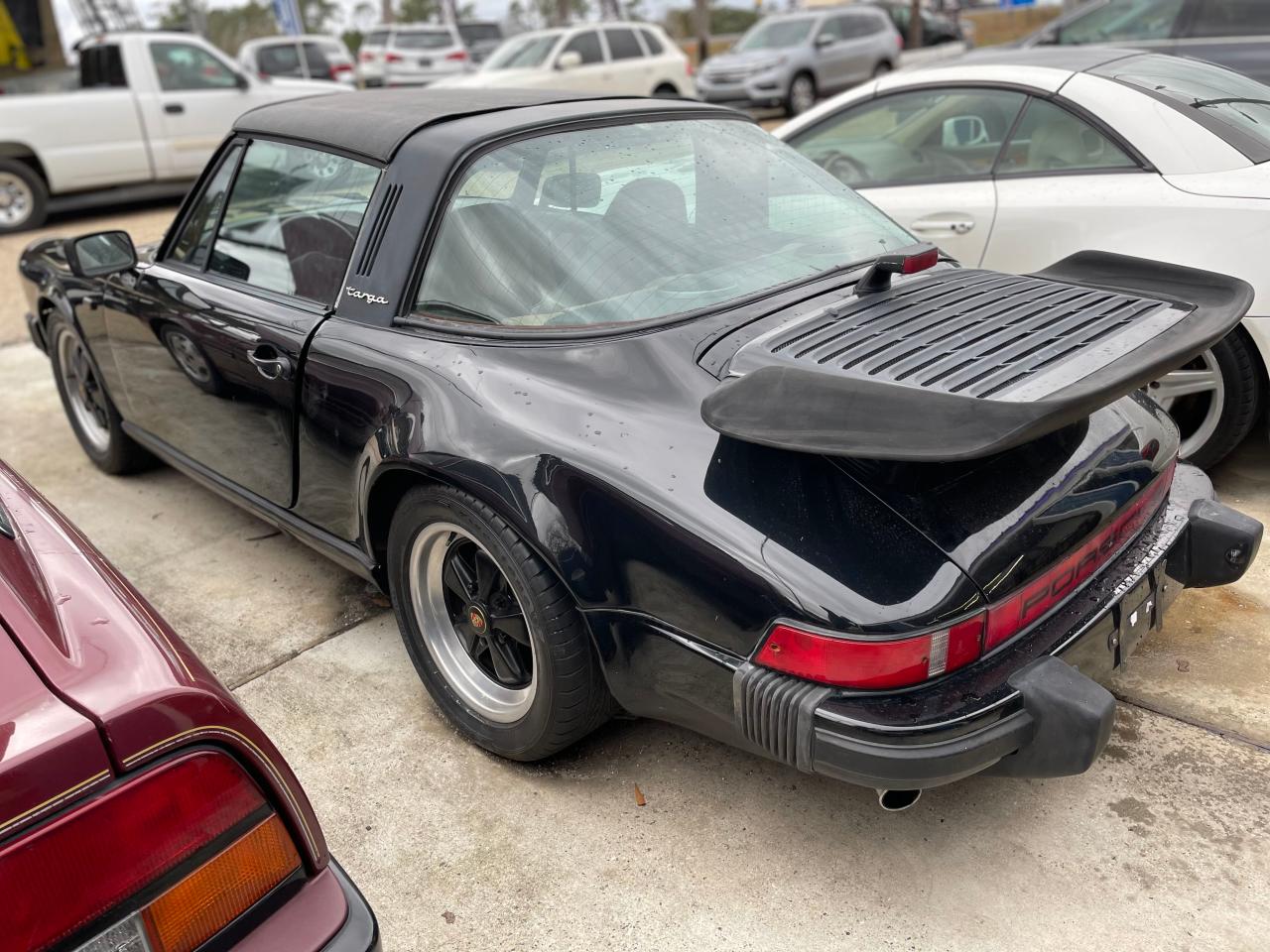 WP0ZZZ91ZDS140517 1983 Porsche 911