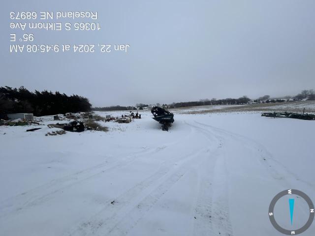 Global Auto Auctions: 2011 MAC DON FD70