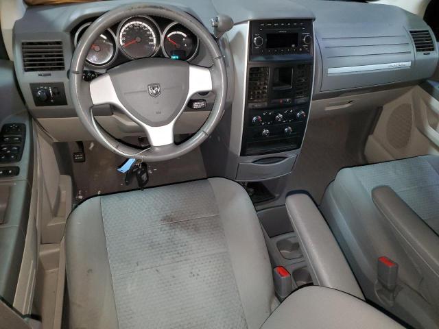 2010 Dodge Caravan - Image 8