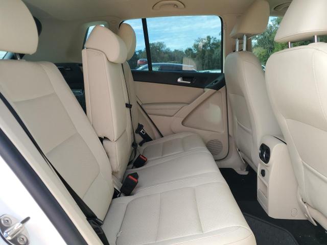 2017 VOLKSWAGEN TIGUAN S WVGAV7AXXHK033982
