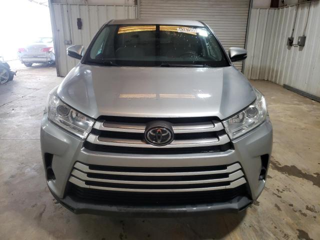 VIN 5TDZARFH9KS043645 2019 Toyota Highlander, LE no.5