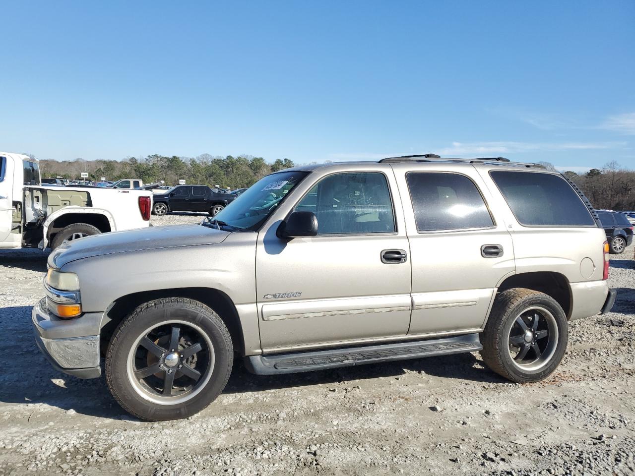 1GNEC13T2YJ102812 2000 Chevrolet Tahoe C1500