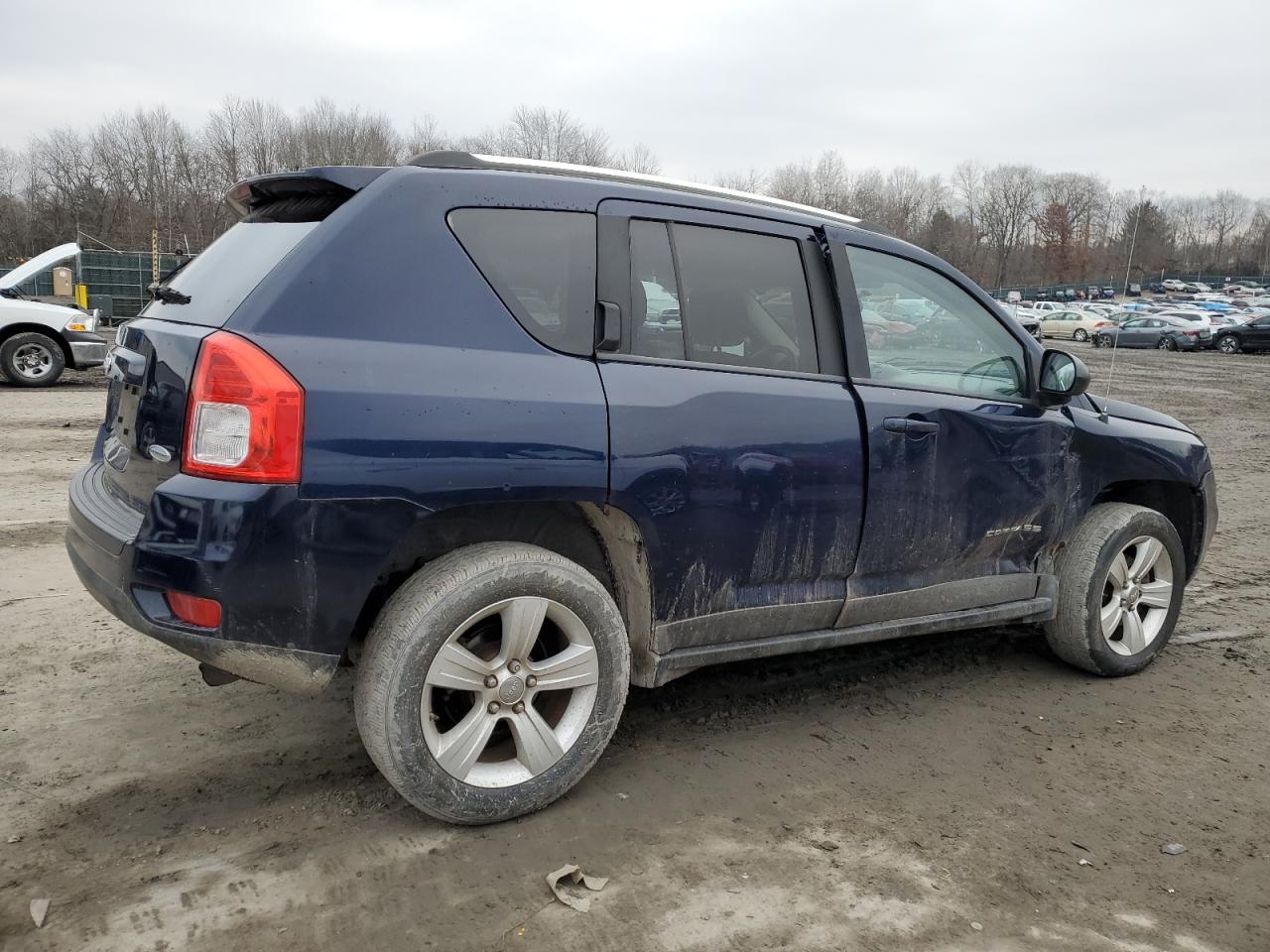 2012 Jeep Compass Latitude vin: 1C4NJDEB7CD621298