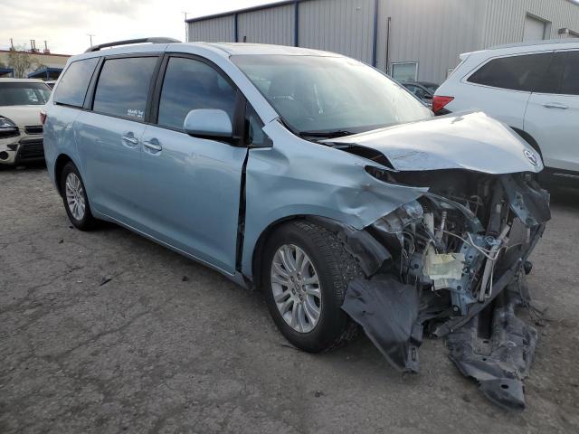 2016 TOYOTA SIENNA XLE 5TDYK3DC4GS712277