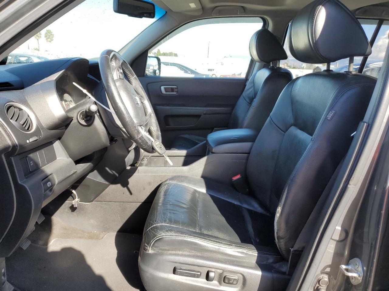 5FNYF3H56BB005985 2011 Honda Pilot Exl