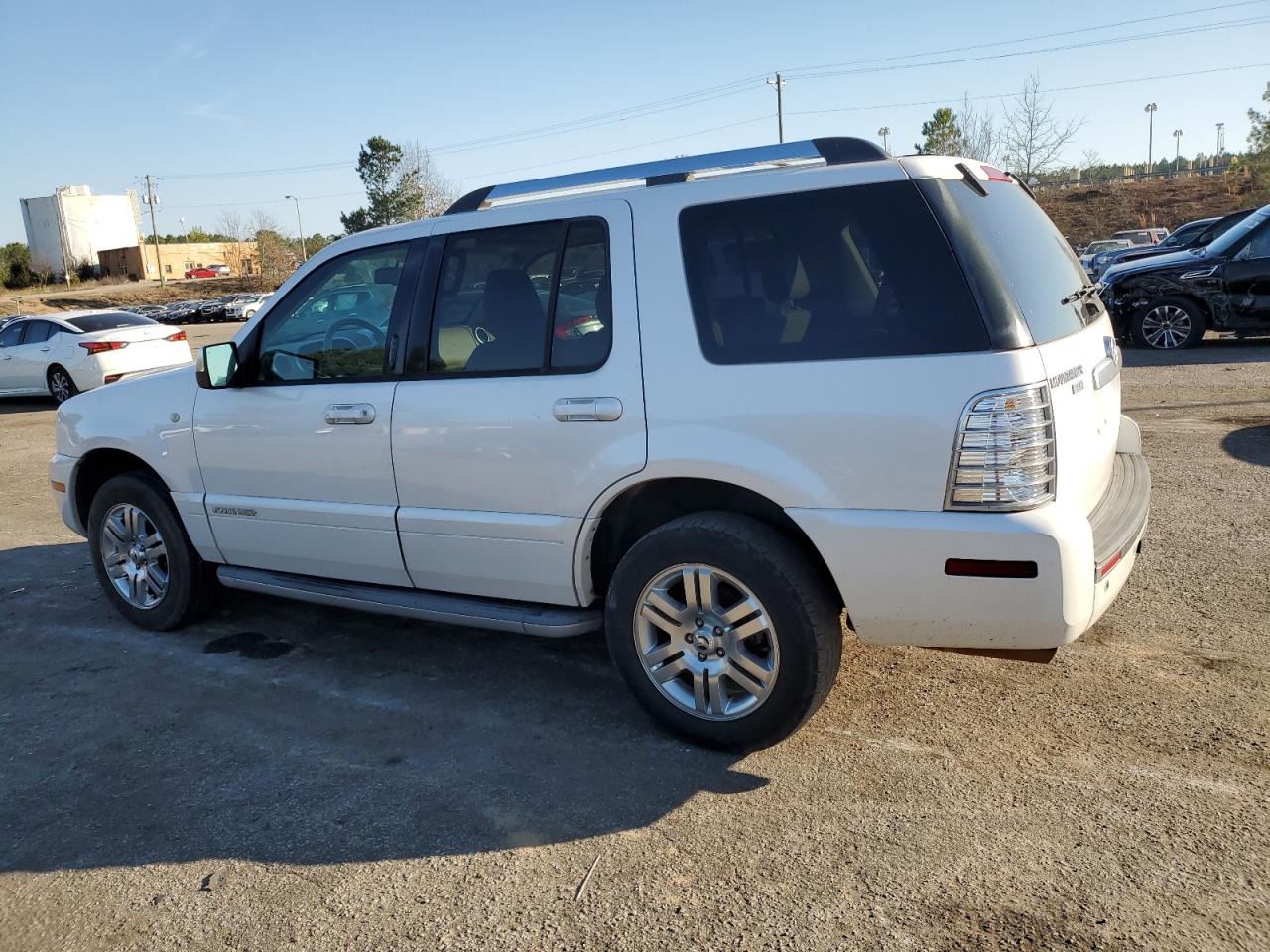 4M2EN3JE0AUJ00221 2010 Mercury Mountaineer Premier