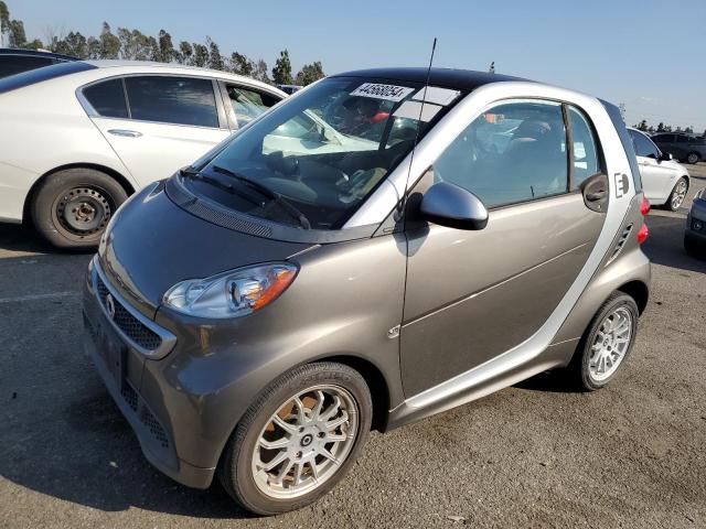 VIN WMEEJ9AA3DK714537 2013 Smart Fortwo no.1