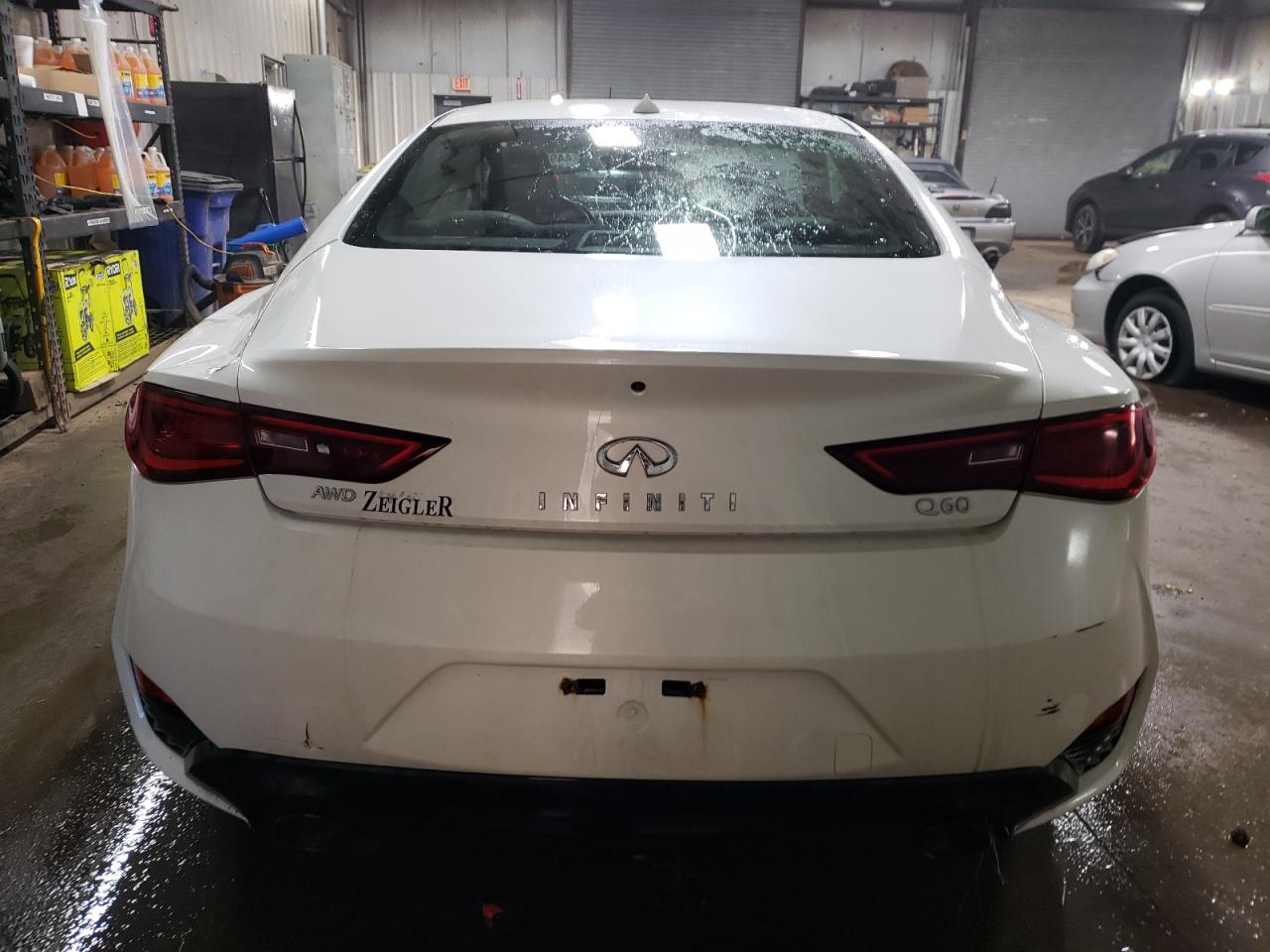 JN1EV7EL5HM552202 2017 Infiniti Q60 Premium