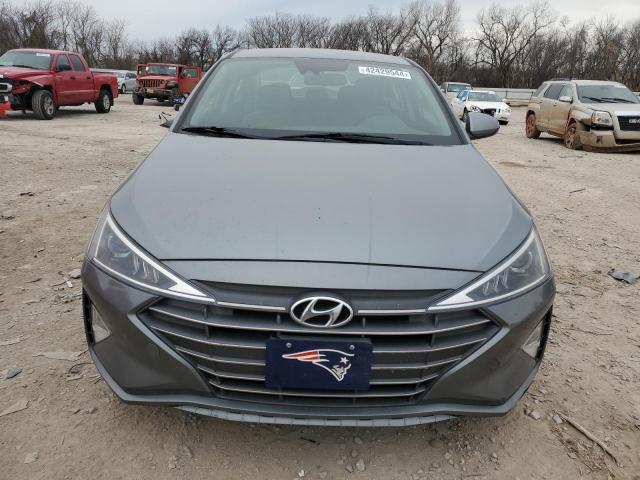 2019 HYUNDAI ELANTRA SE KMHD84LF8KU743479