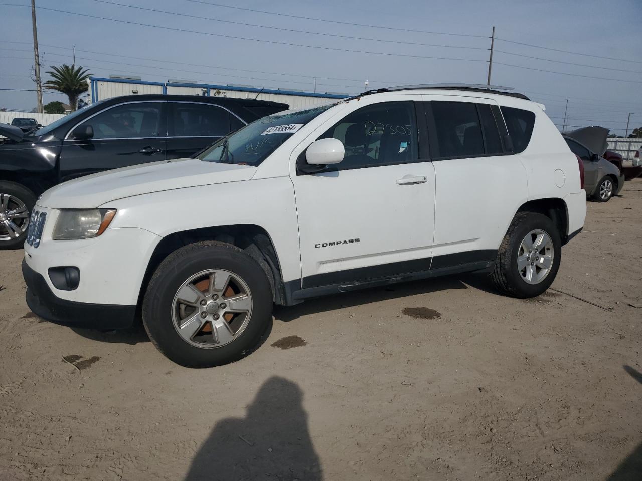 1C4NJCEA7GD735826 2016 Jeep Compass Latitude