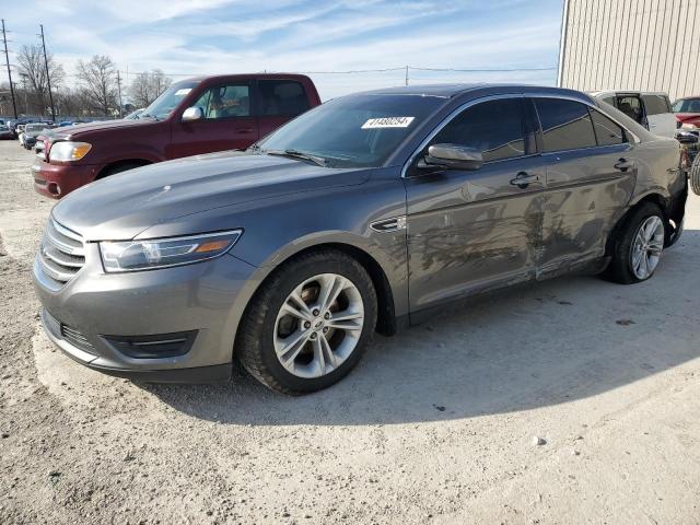 2014 Ford Taurus SEL