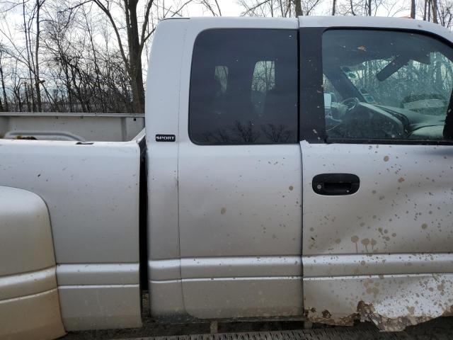 2002 Dodge Ram 3500 VIN: 3B7MF33C52M205921 Lot: 42107024