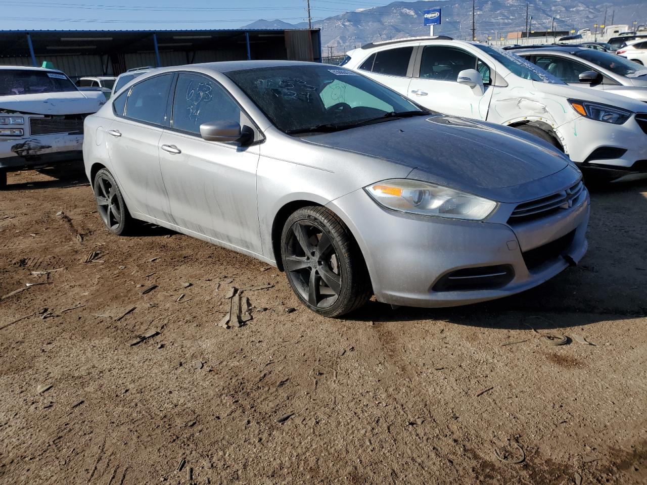 1C3CDFAA5FD150607 2015 Dodge Dart Se