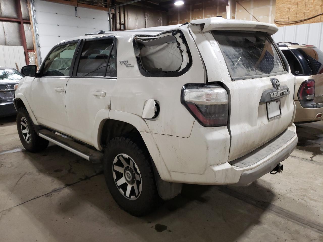 2018 Toyota 4Runner Sr5/Sr5 Premium vin: JTEBU5JR4J5587651