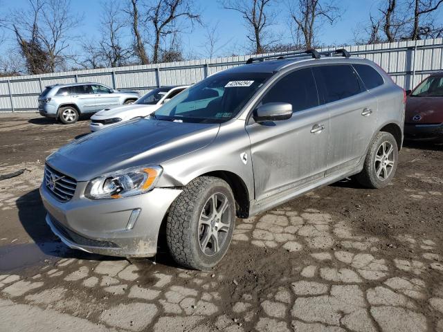 2015 VOLVO XC60 T6 PR YV4902RCXF2586877