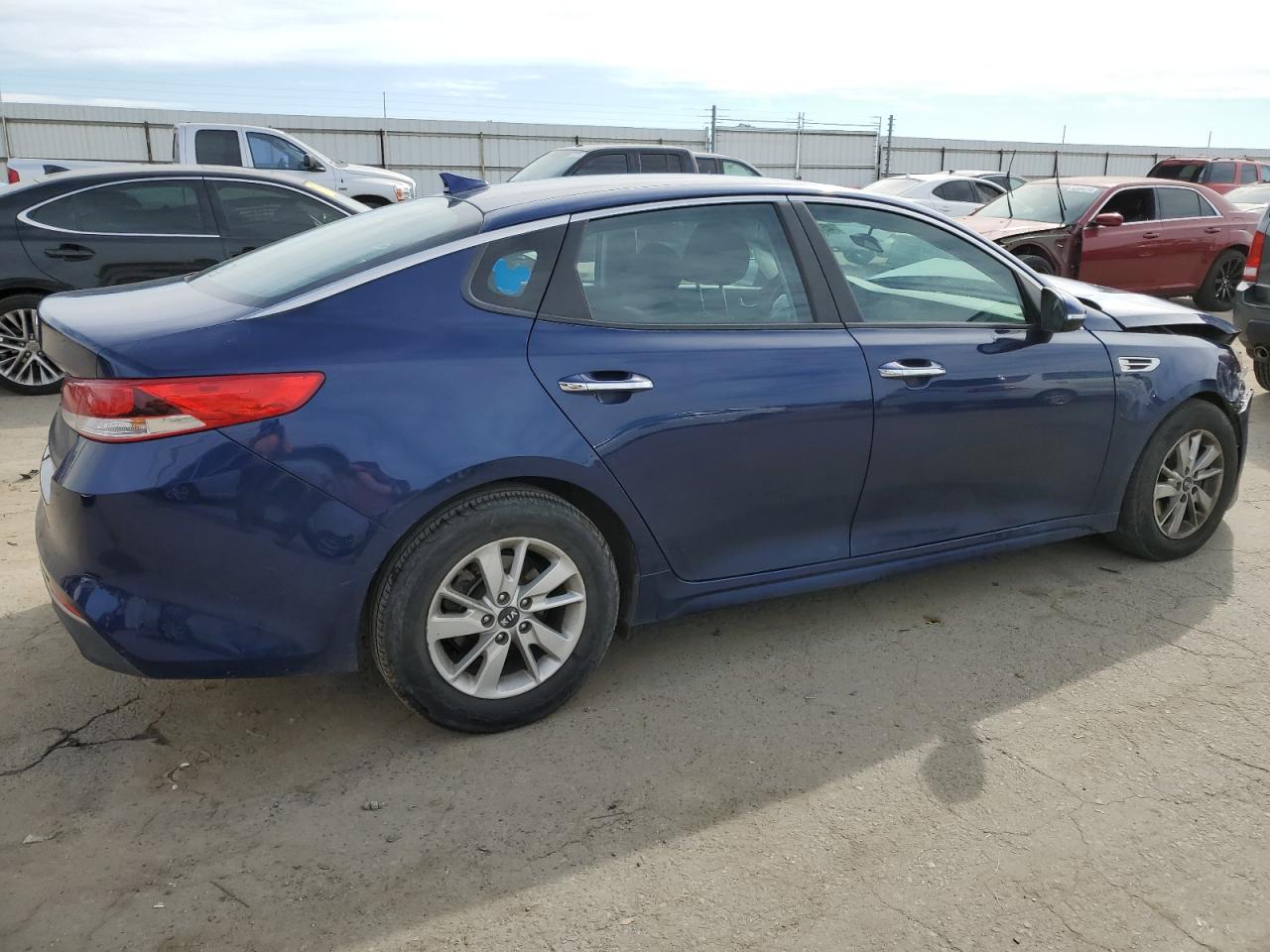 5XXGT4L37JG194108 2018 Kia Optima Lx