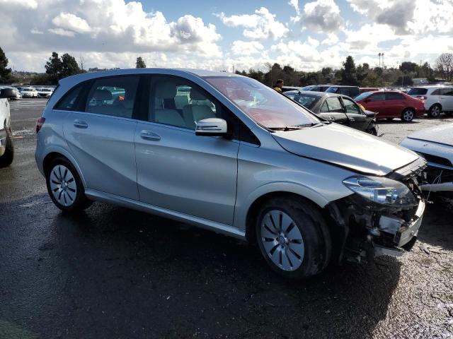 VIN WDDVP9AB8HJ012348 2017 MERCEDES-BENZ B-CLASS no.4