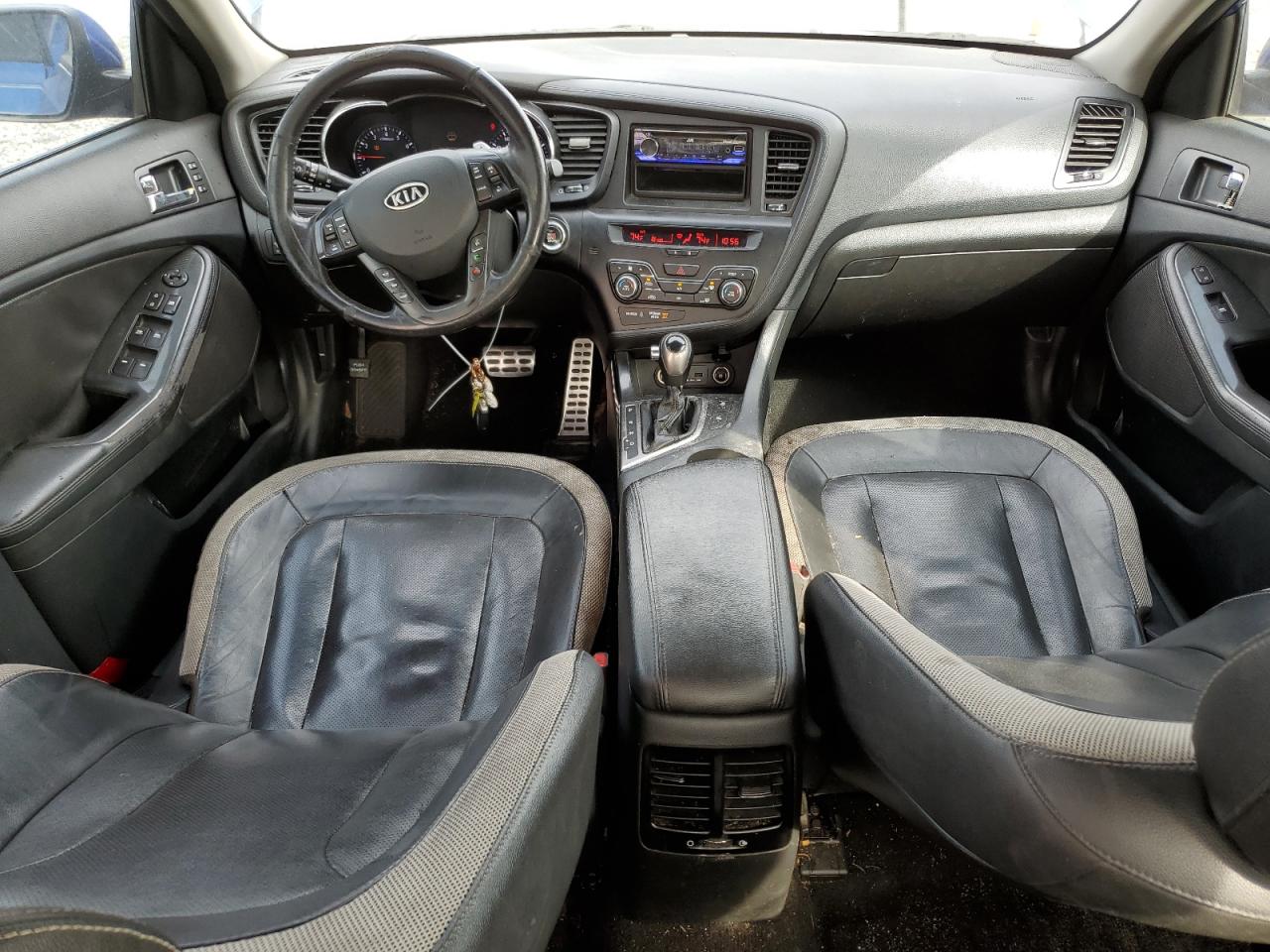 KNAGR4A69B5135575 2011 Kia Optima Sx