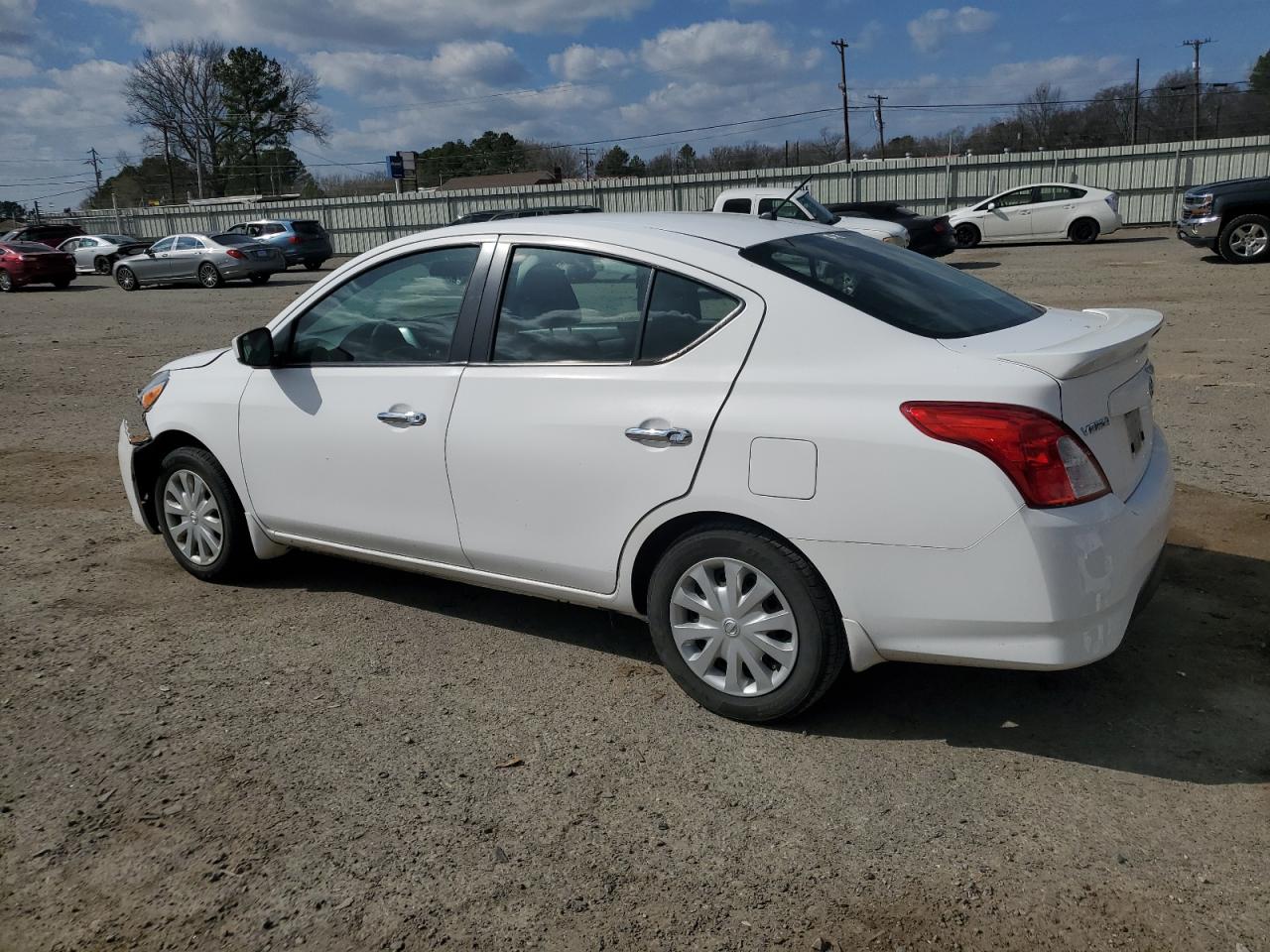 3N1CN7AP5JL883796 2018 Nissan Versa S