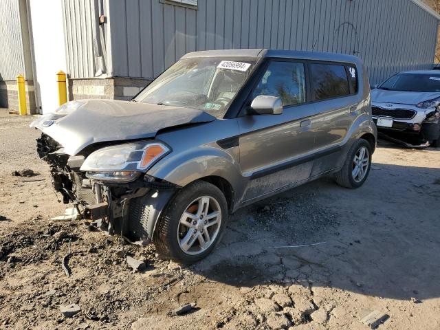 2010 Kia Soul +