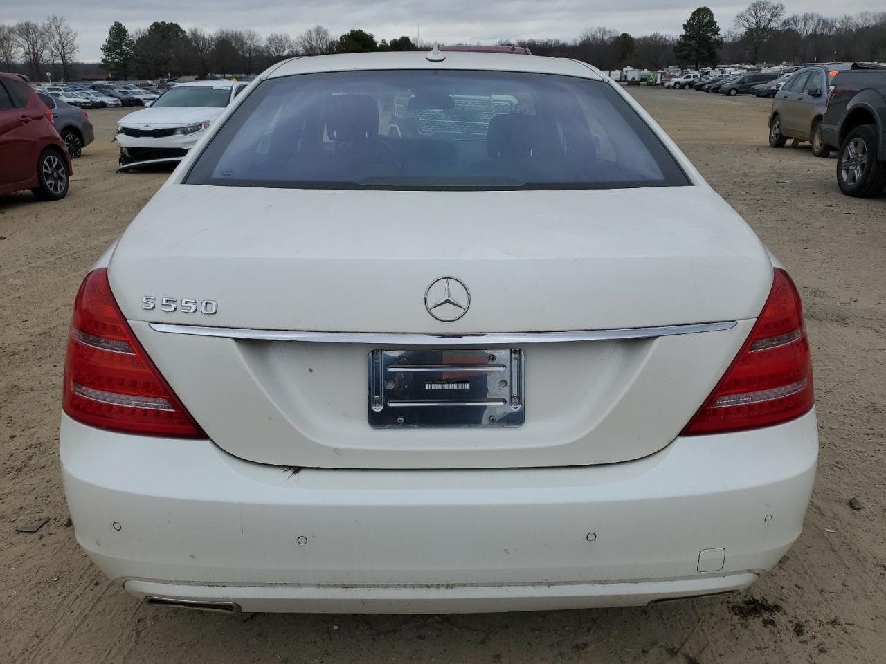 2013 Mercedes-Benz S 550 vin: WDDNG7DBXDA517298