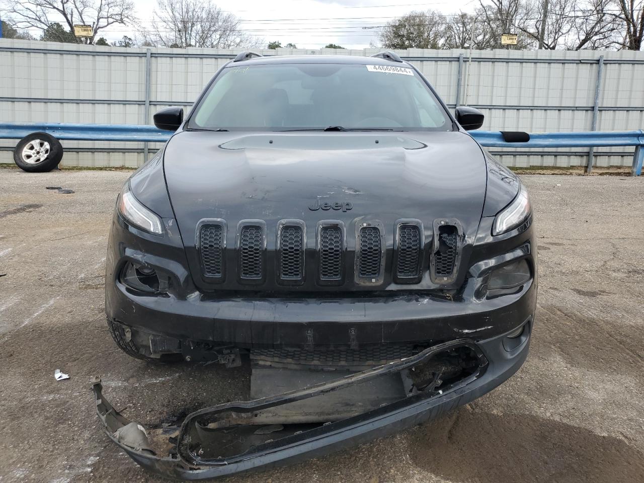 1C4PJMCS5GW183712 2016 Jeep Cherokee Latitude