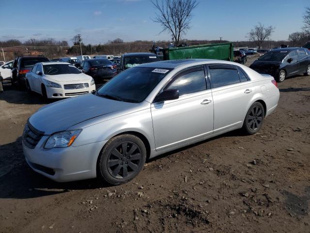 2005 Toyota Avalon XL