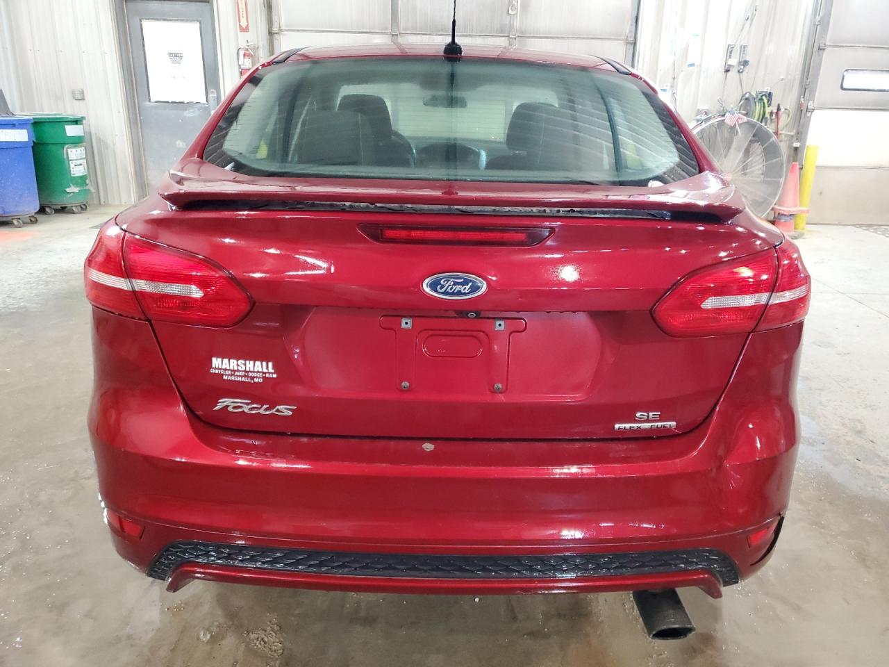 1FADP3F2XFL261334 2015 Ford Focus Se