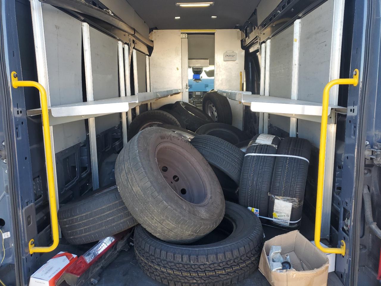 1FTBR3X86LKA86970 2020 Ford Transit T-250