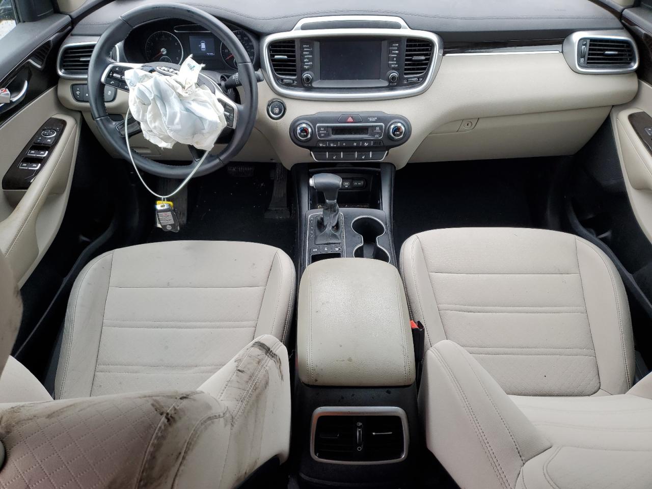 5XYPGDA57LG697533 2020 Kia Sorento S