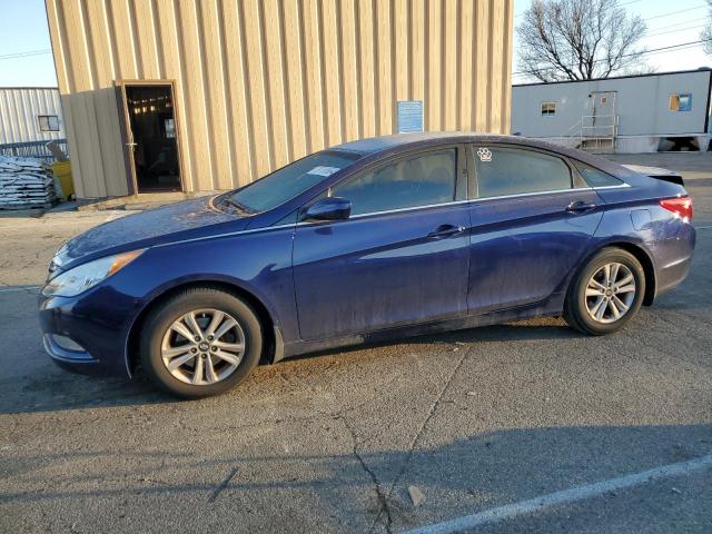 VIN 4T1B11HK8KU269923 2019 Toyota Camry, LE no.1