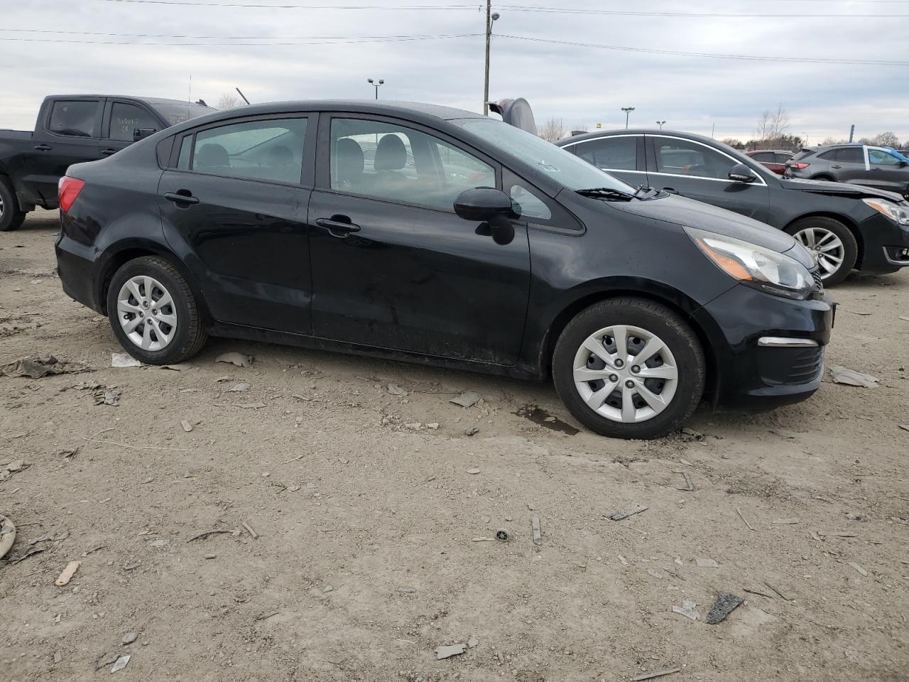 KNADM4A36H6050302 2017 Kia Rio Lx