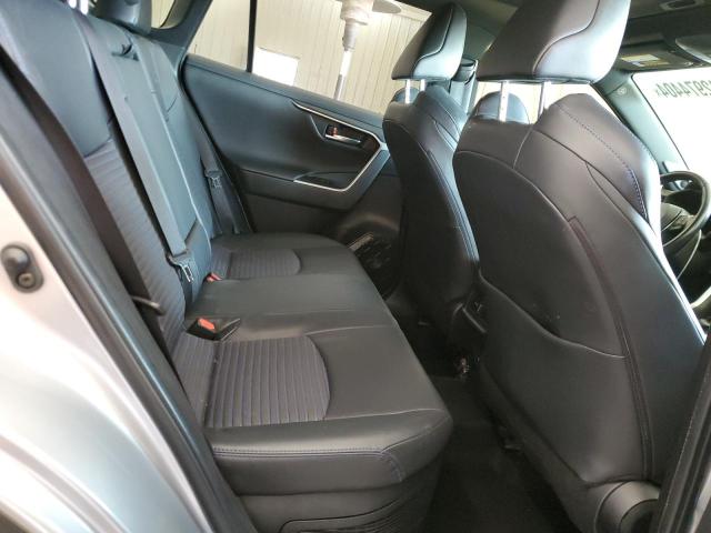2019 TOYOTA RAV4 XSE JTMEWRFV7KJ026927