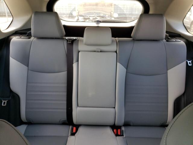 2022 TOYOTA RAV4 XLE P JTMB6RFV0ND064442