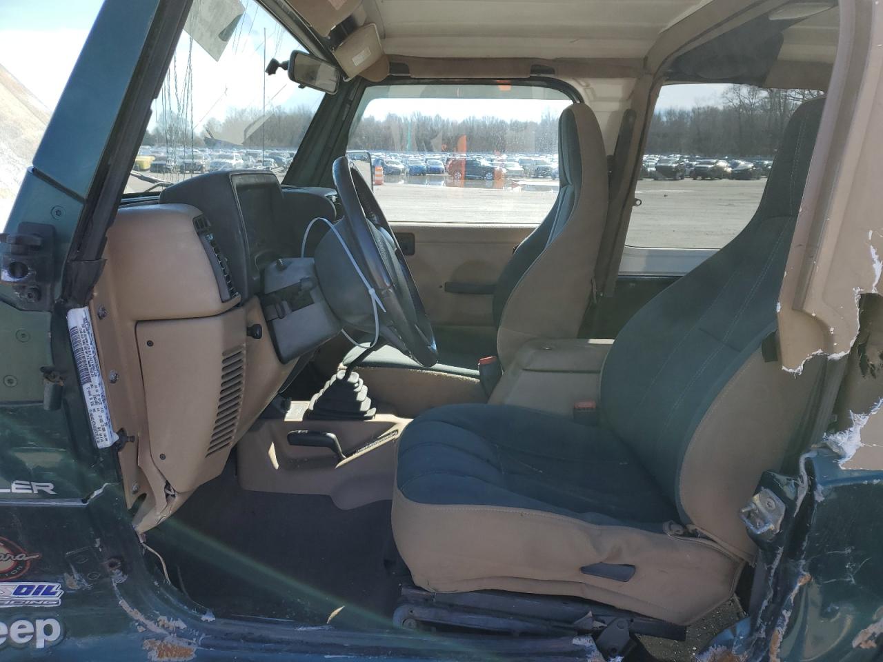 1J4FY49S1XP449679 1999 Jeep Wrangler / Tj Sahara