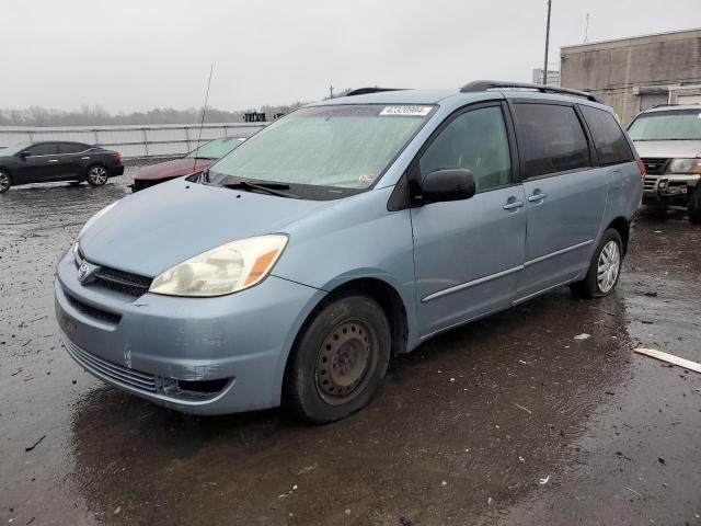 2005 Toyota Sienna CE