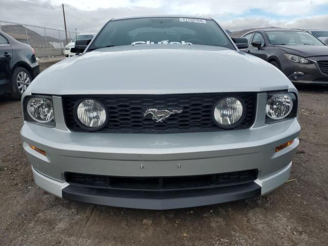 Image 5 of 2006 Ford Mustang salvage vehicle - Lot #41720704 at Copart