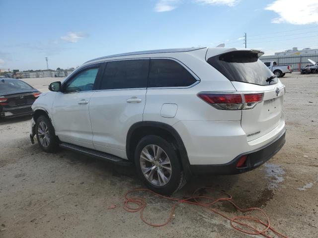 VIN 5TDKKRFH2FS100241 2015 Toyota Highlander, Xle no.2