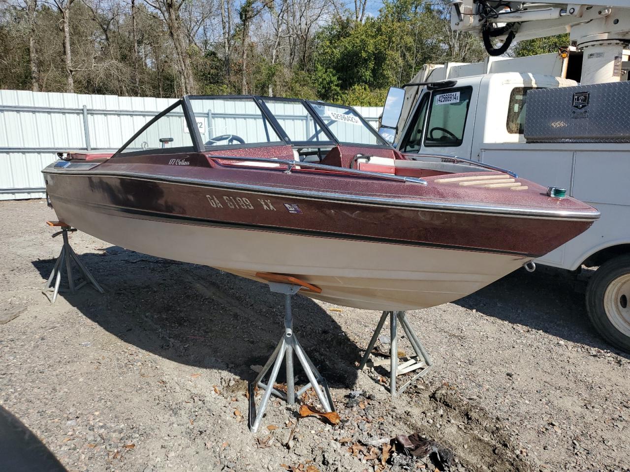 GSY156**** 1986 Glas Boat Only