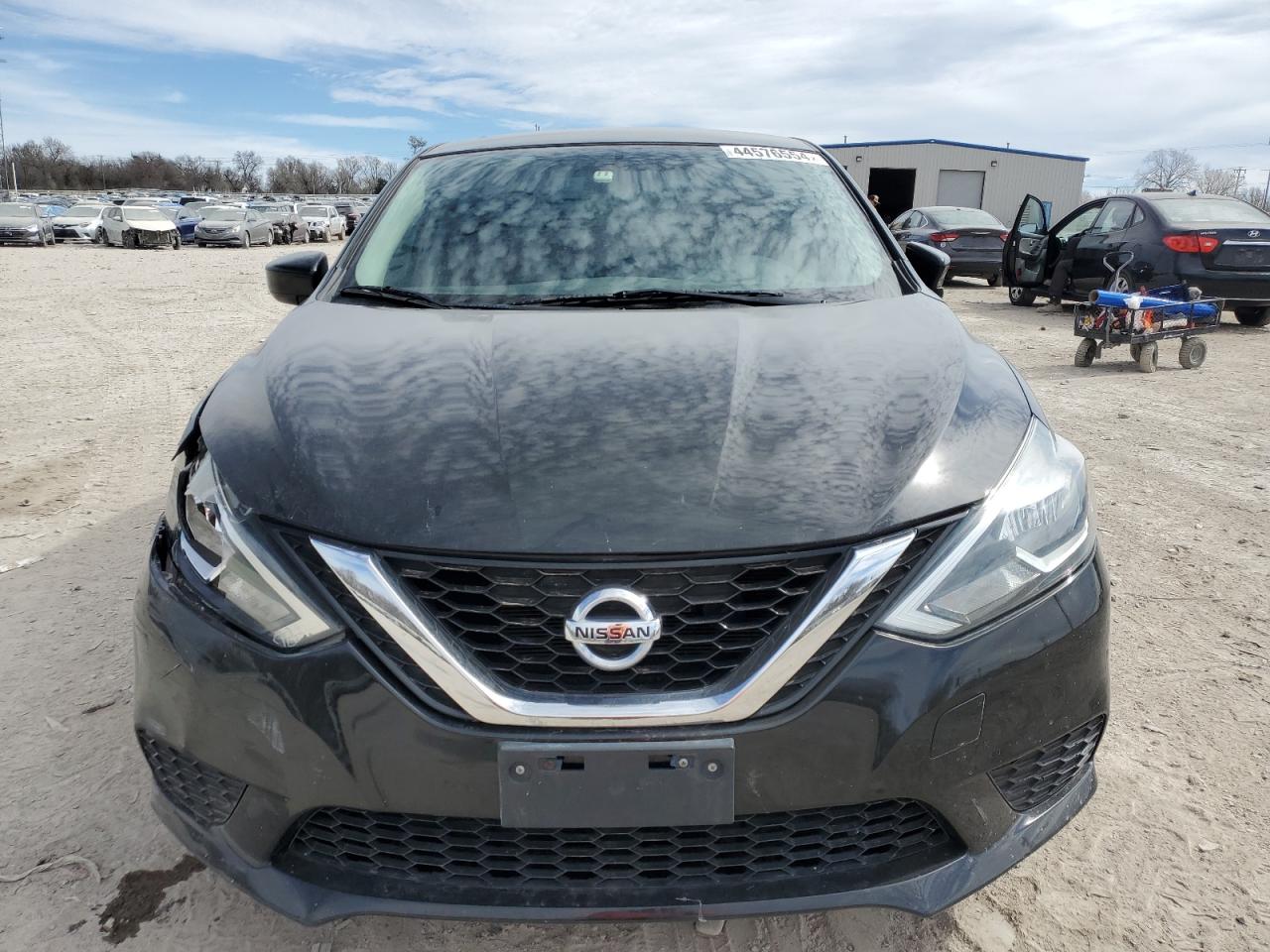 2017 Nissan Sentra S vin: 3N1AB7AP1HL685128