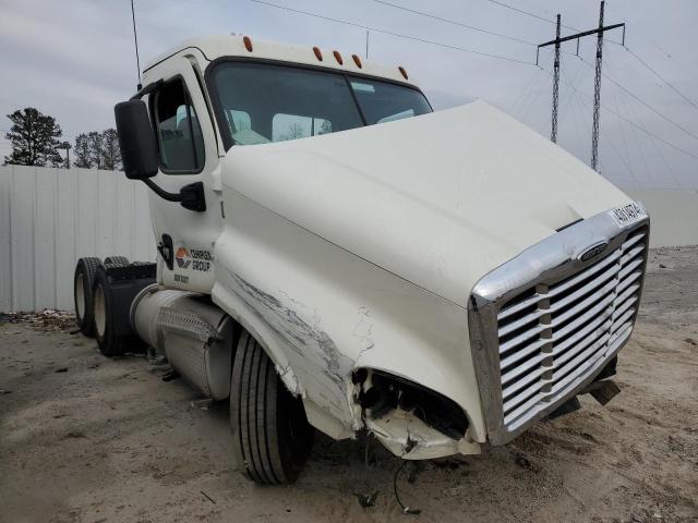 Lot #2468819890 2016 FREIGHTLINER CASCADIA 1 salvage car