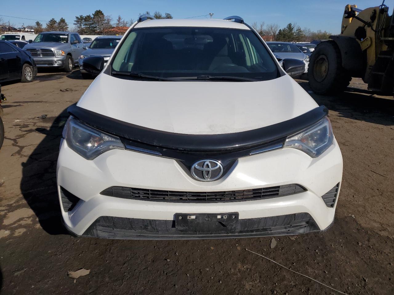 2T3BFREV1GW511268 2016 Toyota Rav4 Le