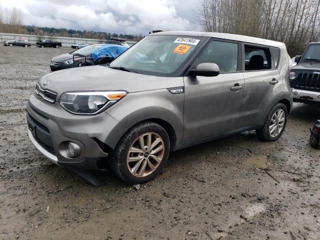 Lot #2490133938 2018 KIA SOUL + salvage car